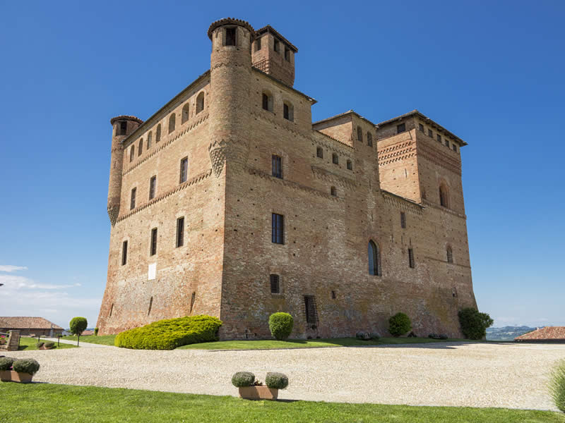 Castello di Grinzane Cavour