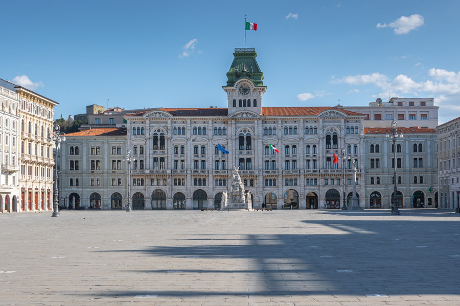 Trieste, il municipio in Piazza Unità d'Italia
