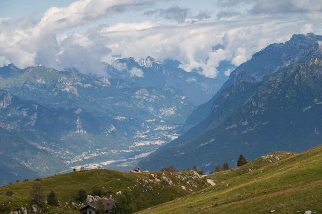 Vista sull'Alpago dal Nevegal