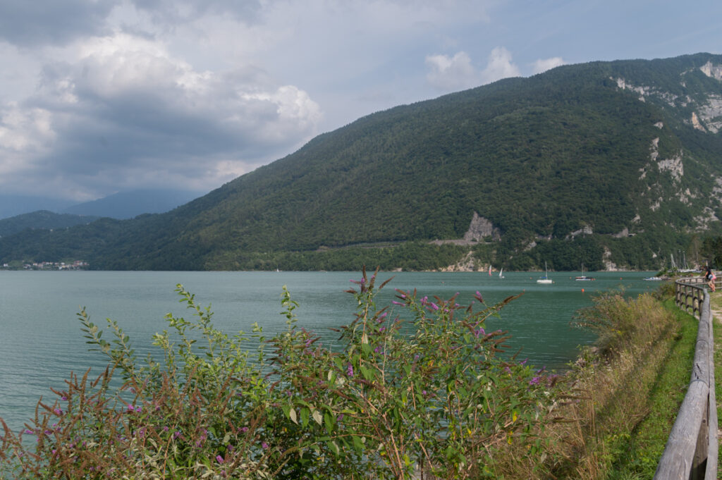 Lago di Santa Croce