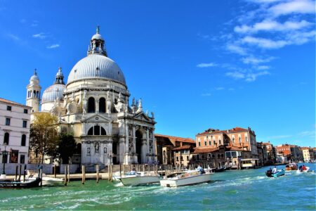 basilica di Santa Maria della salute a Venezia
