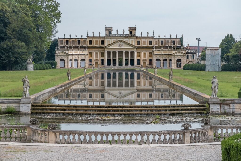 Villa Pisani sulla Rivera del Brenta