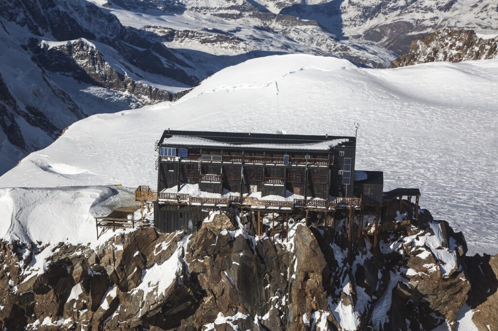 rifugio Capanna Margherita sul Monte Rosa