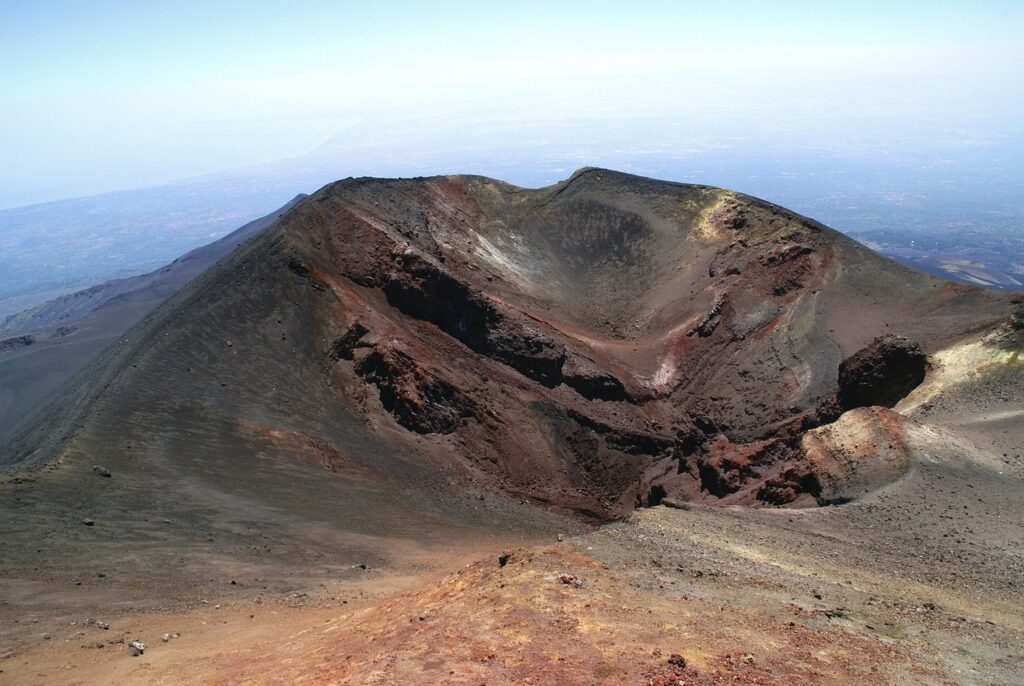 Sicilia, il vulcano Etna