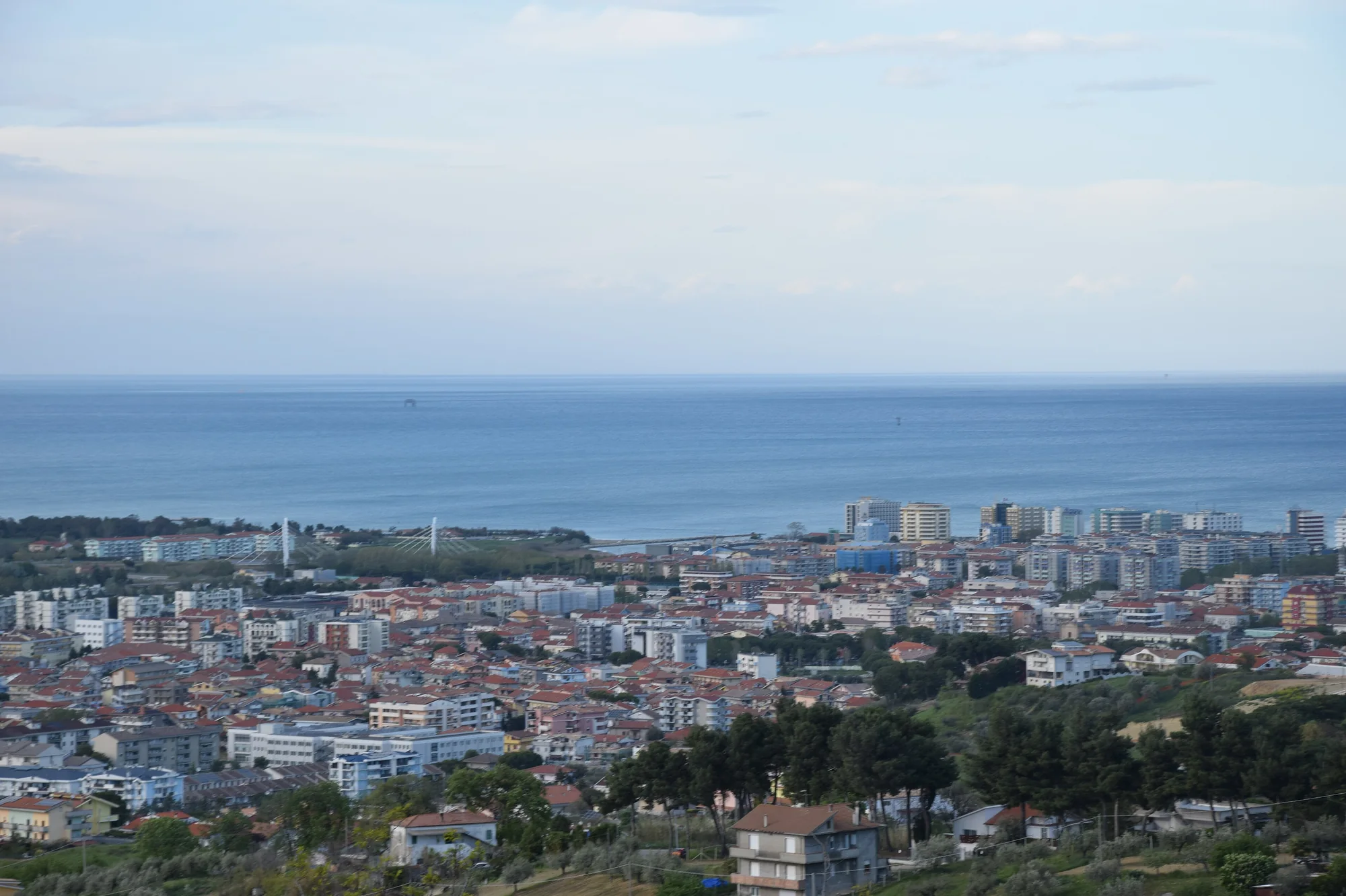 Montesilvano e il mare visti dalle colline